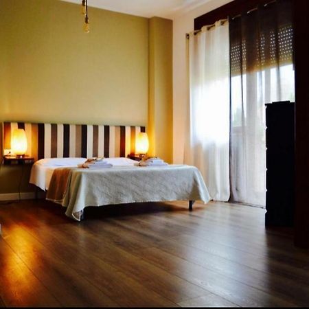 Battisti Rooms & Breakfast Lecce Esterno foto