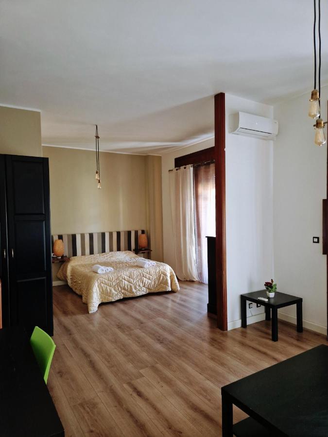 Battisti Rooms & Breakfast Lecce Esterno foto